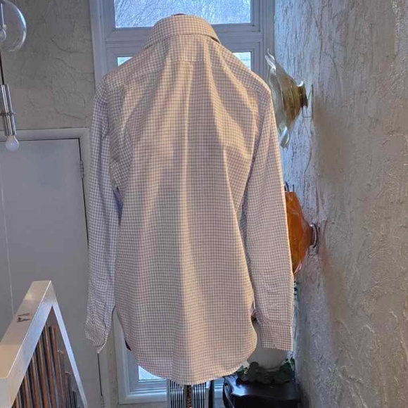 Ralph Lauren Classic Fit Non-Iron Button Down Shirt - Picture 2 of 5